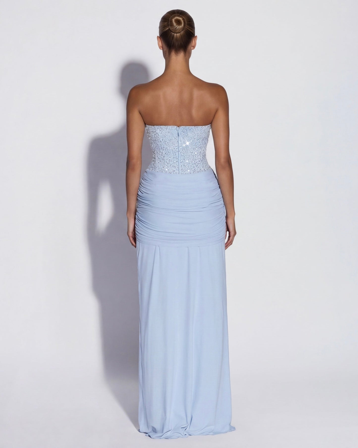 MIDNIGHT AURA - Vestido Maxi Corsé con Brillo y Falda Drapeada