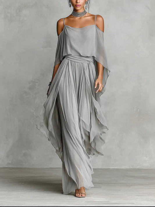 Elegante Conjunto de Camisola y Pantalón de Gasa Fluida con Hombros Descubiertos en Color Gris