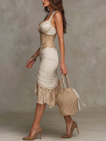 Alessandra | Vestido Midi Bohemio Beige con Ribete de Encaje y Fruncidos