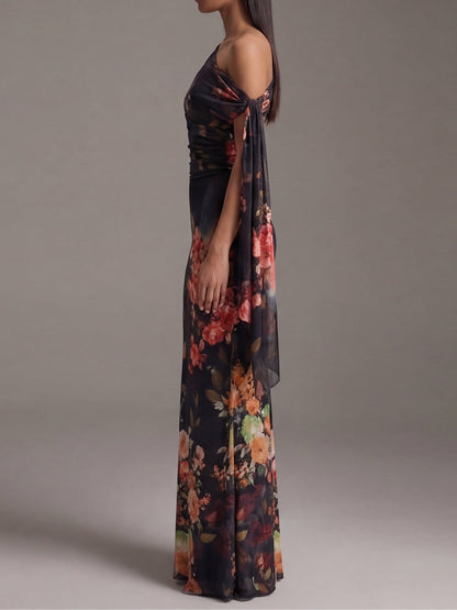 Vestido Largo con Un Solo Hombro de Gasa Plisada Negra con Elegante Estampado