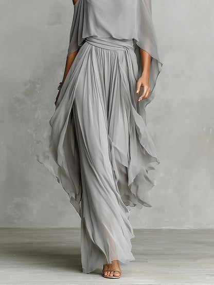 Elegante Conjunto de Camisola y Pantalón de Gasa Fluida con Hombros Descubiertos en Color Gris
