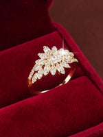 Daniela – Anillo Corona Elegante con Brillo Refinado
