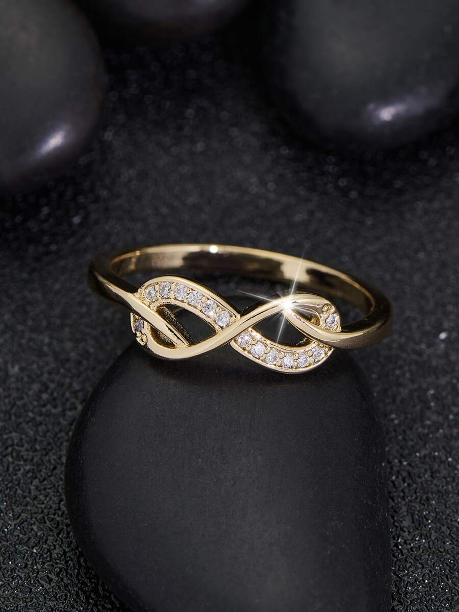 Laura – Anillo Infinito con Piedras Brillantes y Diseño Delicado