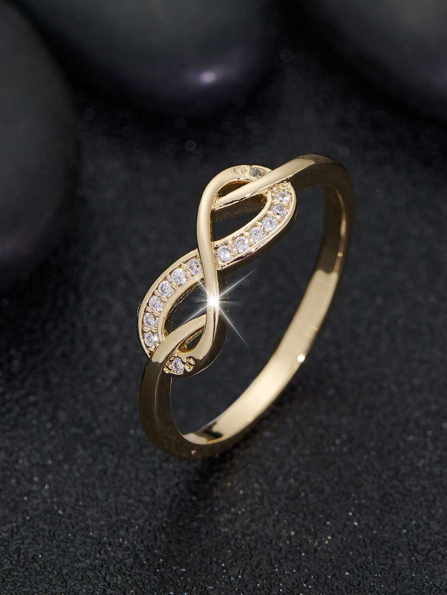 Laura – Anillo Infinito con Piedras Brillantes y Diseño Delicado