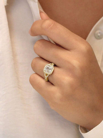 Valentina – Anillo Solitario con Zirconia Cúbica Brillante