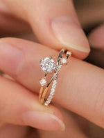 Sofía – Anillo Elegante con Doble Banda y Brillo de Zirconia