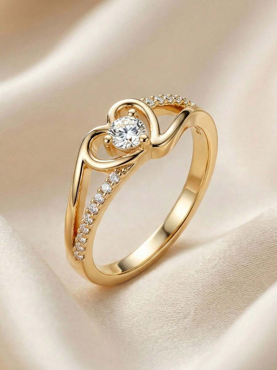 Lucía – Anillo de Corazón con Zirconia Cúbica Brillante