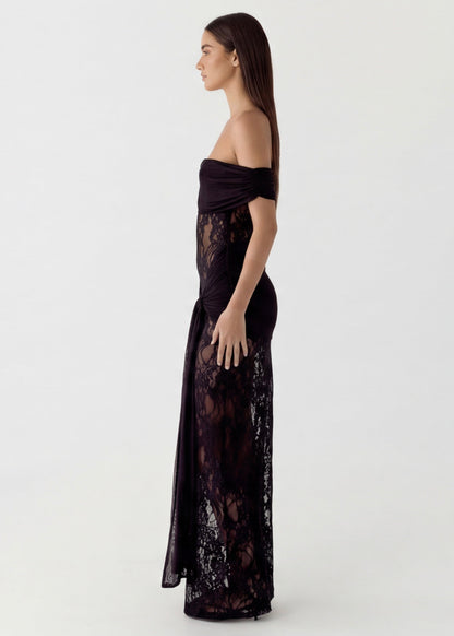 ARIA LACE GOWN - Vestido Maxi de Encaje con Hombros Descubiertos