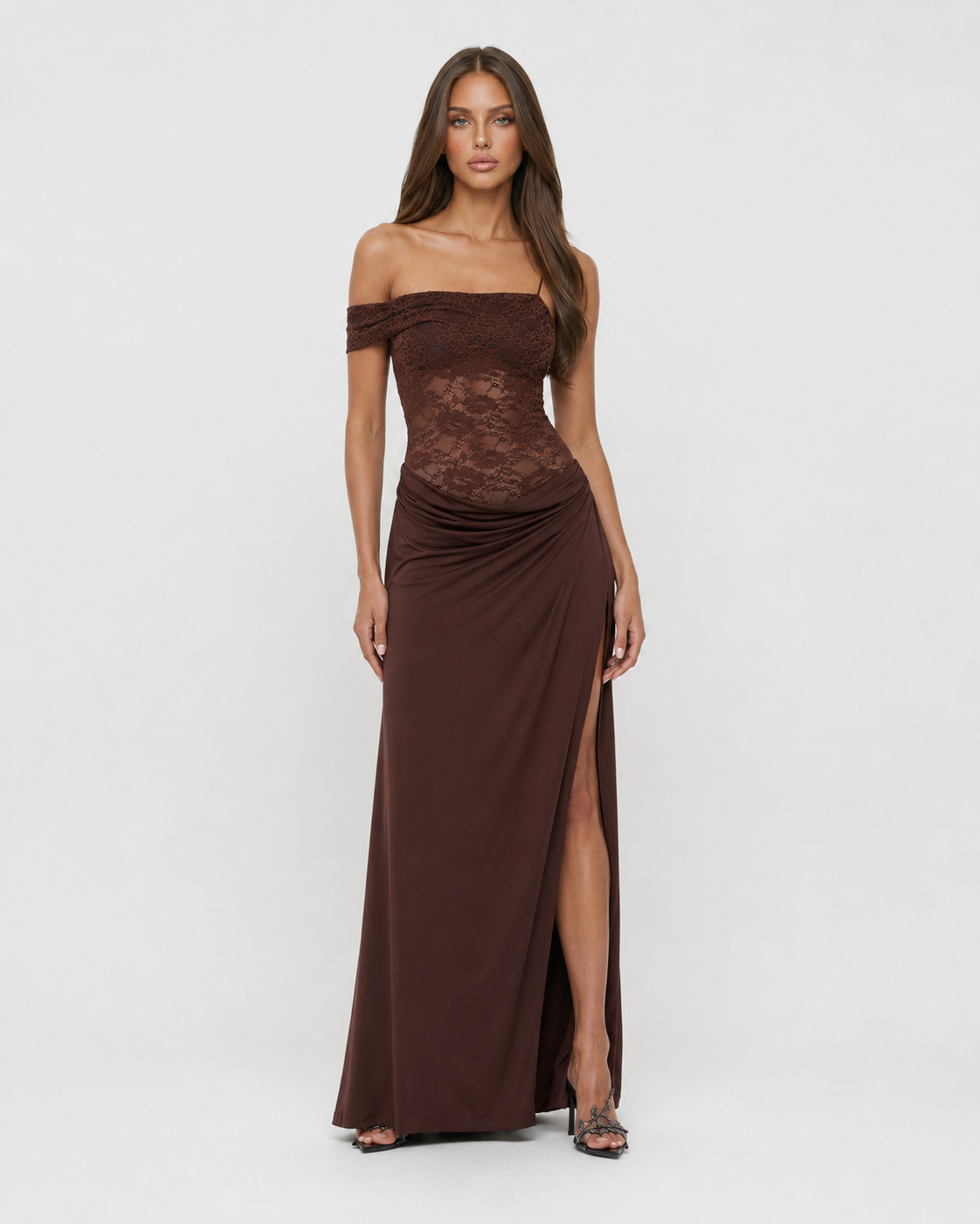 LUNA MUSE - Vestido Maxi de Encaje con Falda Drapeada y Abertura
