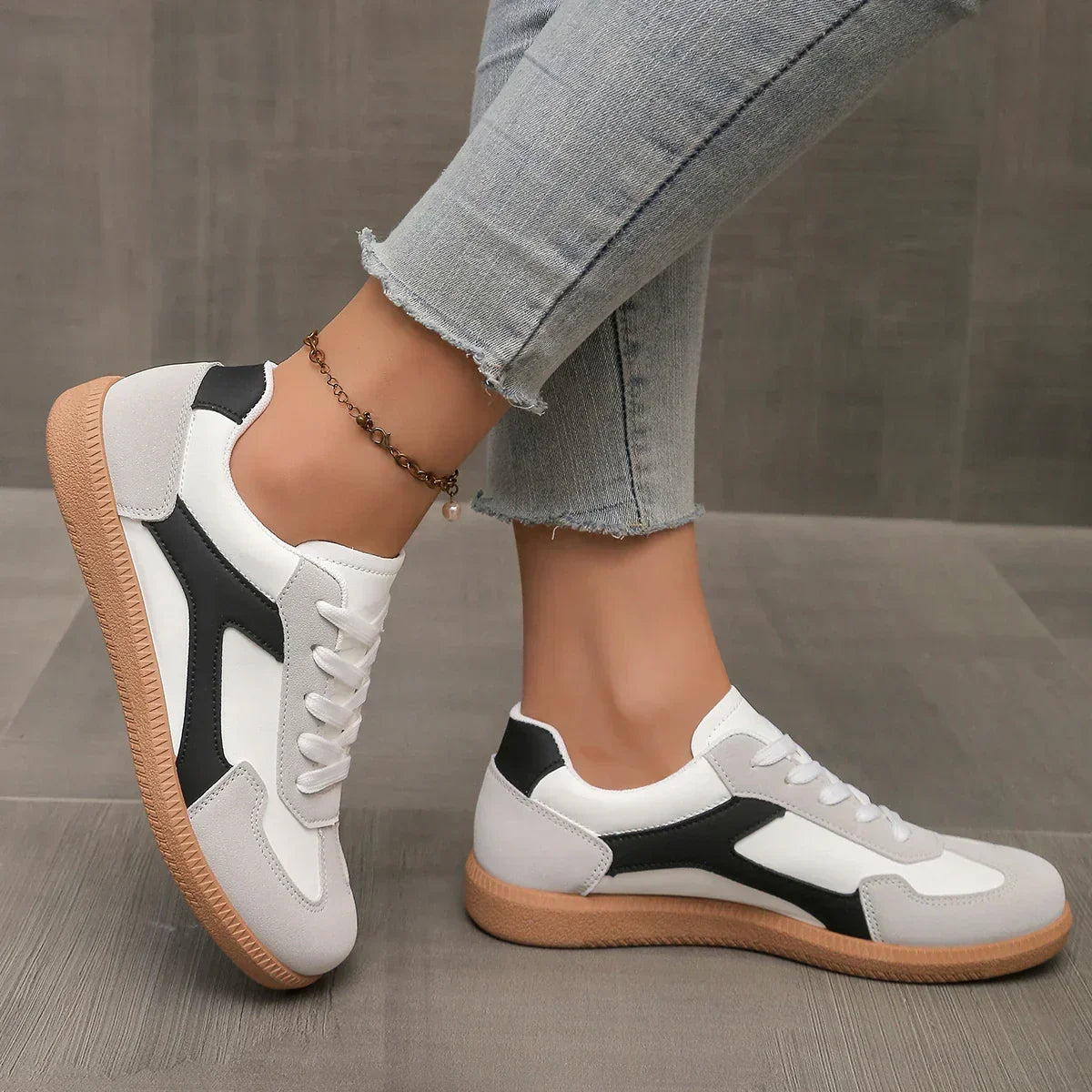 SNEAKERS NEW EDITION