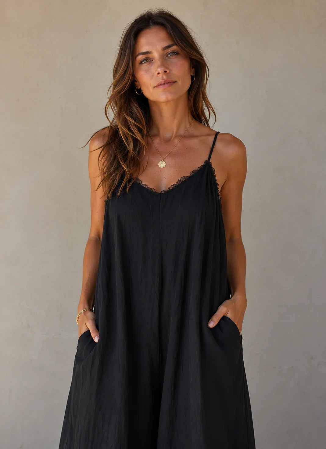 Léa - Mono minimalista de lino para mujer