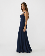 VALENTINA - Vestido Maxi con Escote Cuadrado y Espalda Ajustable