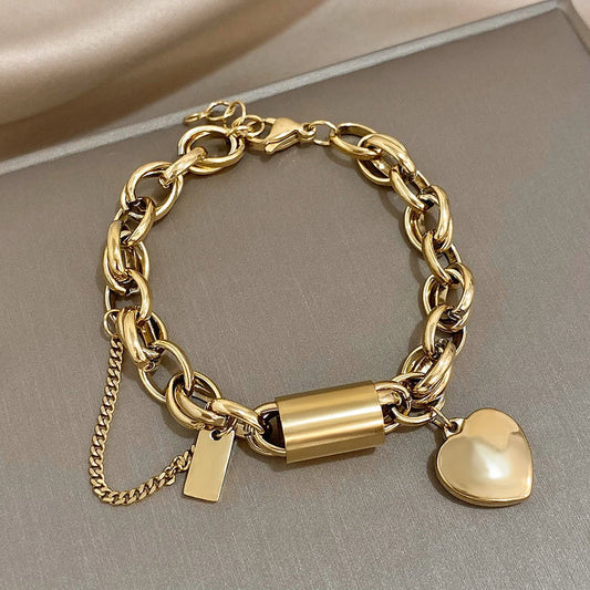 Pulsera corazón Oro