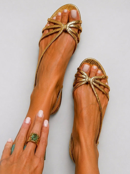 Sandalias doradas