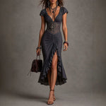 Morgana | Vestido Midi con Corsé de Encaje, Fruncido y Abertura con Volantes