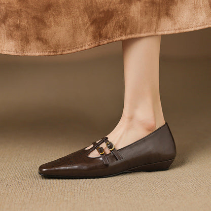 Ceyla | Bailarina Mary Jane de Doble Tira con Detalle Brogue