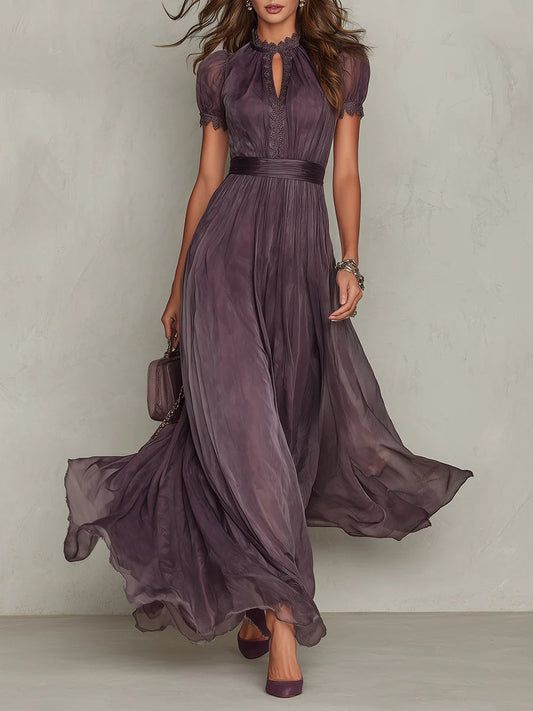 Vestido Largo de Gasa Morado con Escote en Forma de Ojo de Cerradura y Elegante Ribete de Encaje