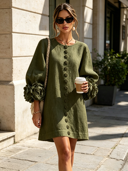 Vestido mini camisero floral verde oliva con puños florales llamativos