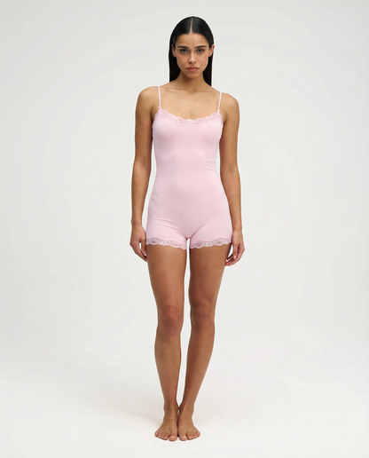 MIREYA - Mono Pijama Corto con Encaje