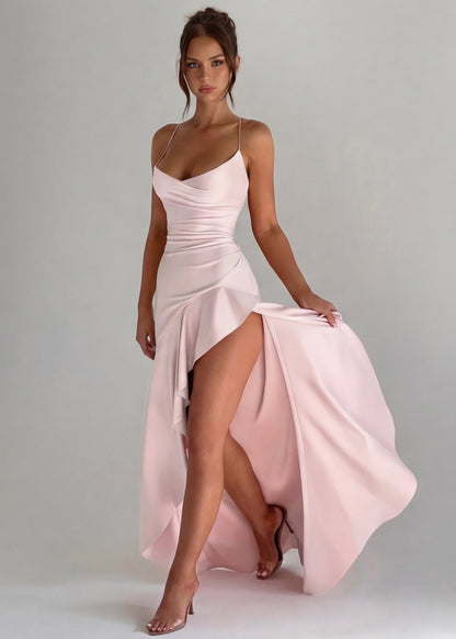 MUSE GOWN - Vestido Maxi Satinado con Espalda Cruzada y Abertura