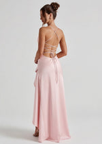 MUSE GOWN - Vestido Maxi Satinado con Espalda Cruzada y Abertura