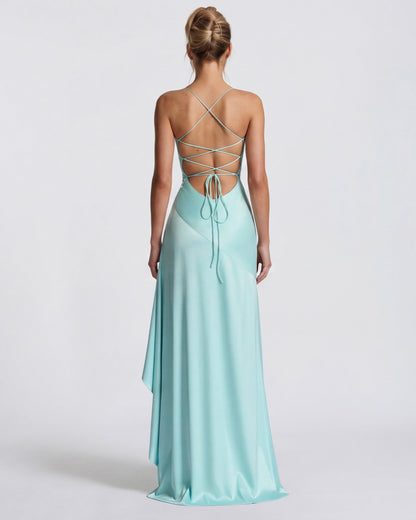 MUSE GOWN - Vestido Maxi Satinado con Espalda Cruzada y Abertura