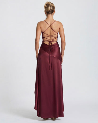 MUSE GOWN - Vestido Maxi Satinado con Espalda Cruzada y Abertura