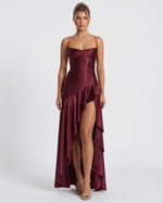 MUSE GOWN - Vestido Maxi Satinado con Espalda Cruzada y Abertura