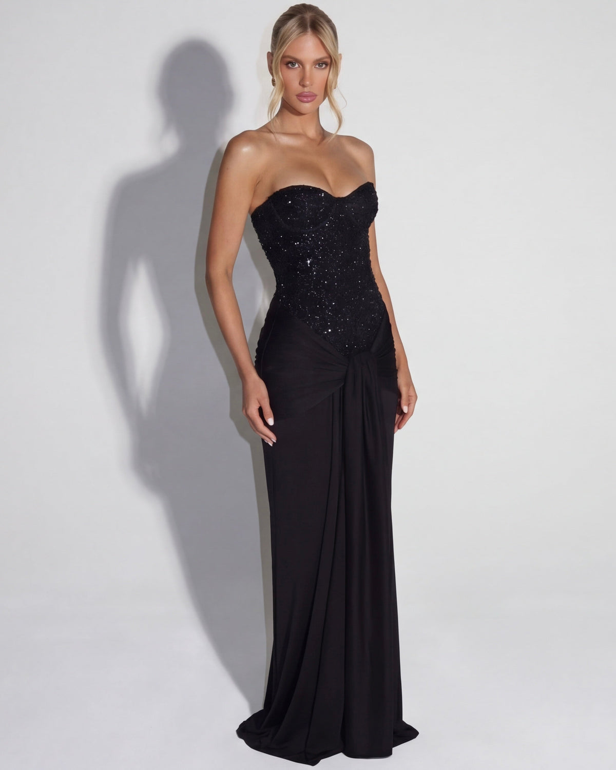 MIDNIGHT AURA - Vestido Maxi Corsé con Brillo y Falda Drapeada