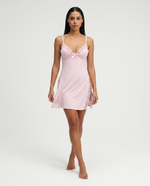 LUCÍA - Camisón de Encaje con Abertura Lateral