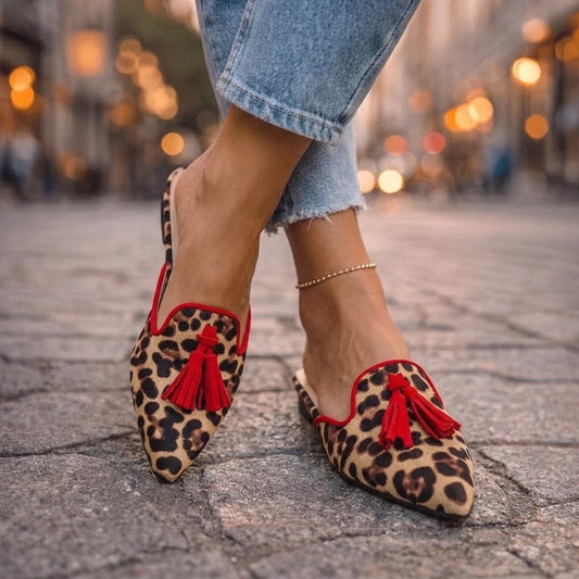 Serafina Mules de Punta con Borlas