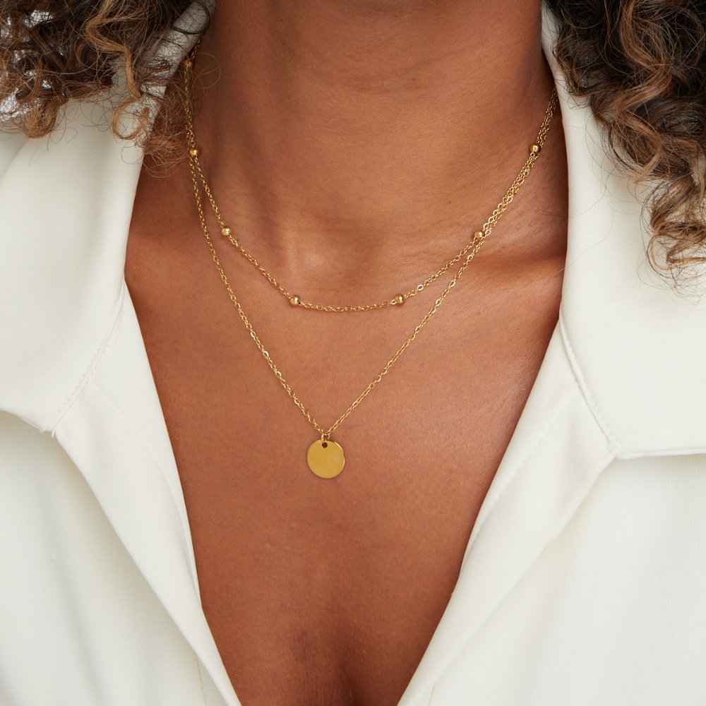 Collar con disco laminado detalle
