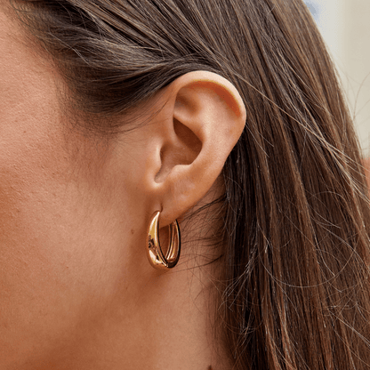 Pendientes de aro en oro detalle