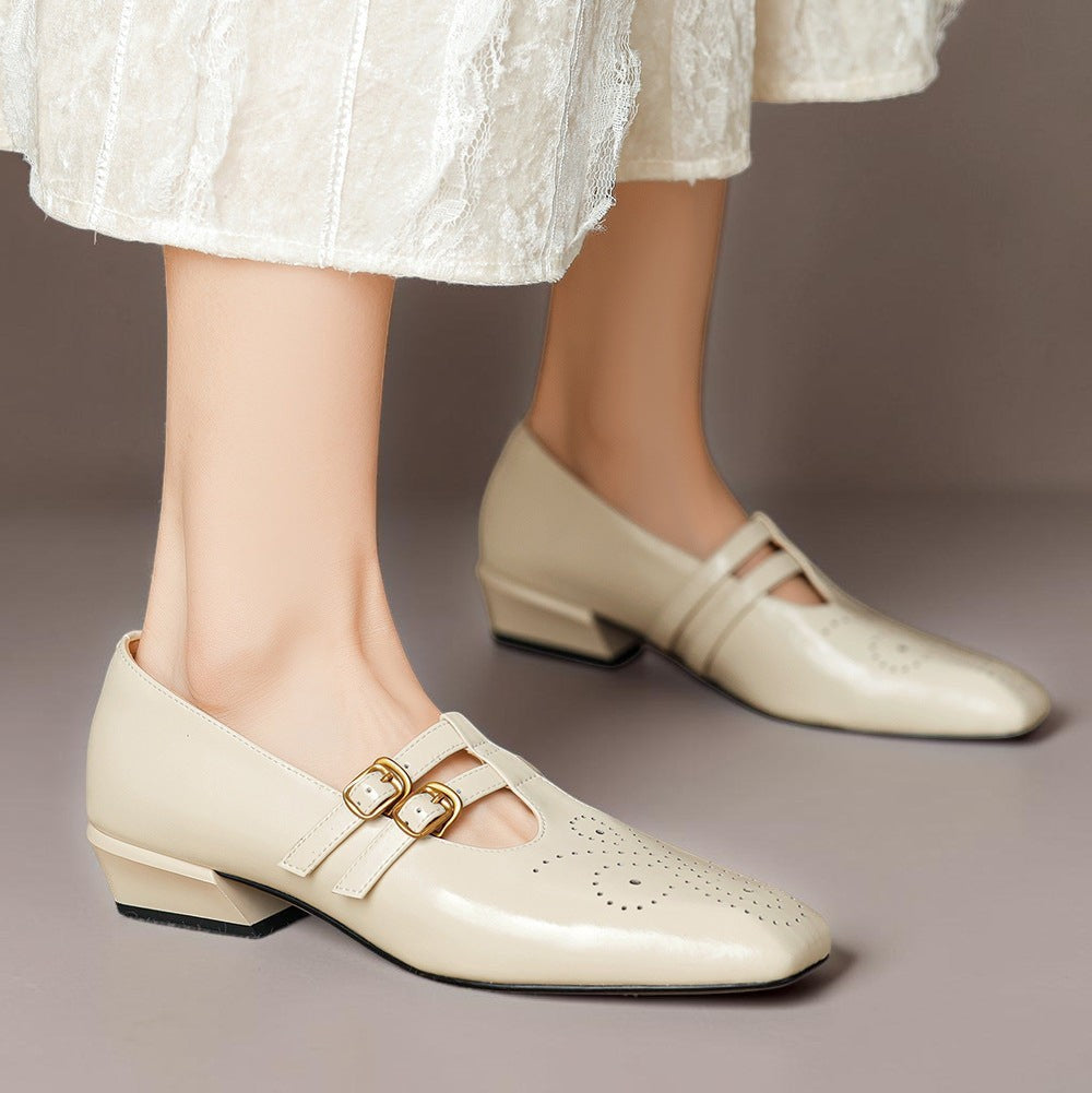 Marisol | Zapato Mary Jane de Doble Tira con Detalle Brogue