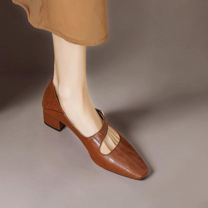 Quera | Zapato Mary Jane de Puntera Cuadrada Cincelada