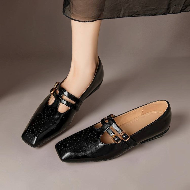 Marisol | Zapato Mary Jane de Doble Tira con Detalle Brogue