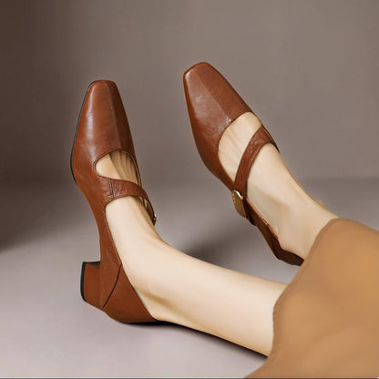 Quera | Zapato Mary Jane de Puntera Cuadrada Cincelada