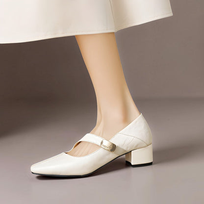 Quera | Zapato Mary Jane de Puntera Cuadrada Cincelada