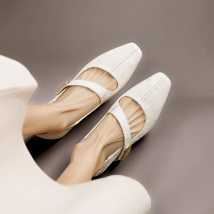 Quera | Zapato Mary Jane de Puntera Cuadrada Cincelada