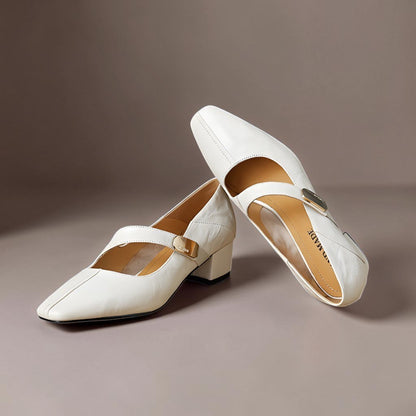 Quera | Zapato Mary Jane de Puntera Cuadrada Cincelada