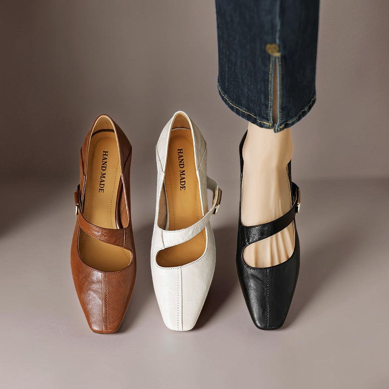 Quera | Zapato Mary Jane de Puntera Cuadrada Cincelada